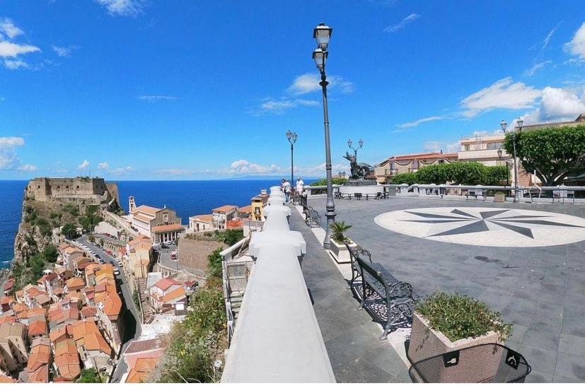 Scilla Centro Bed & Breakfast エクステリア 写真